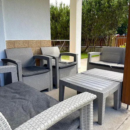 Messa Achkaszuby 別荘 *