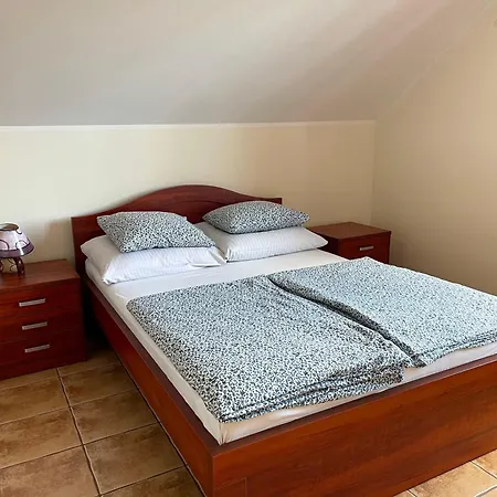 Messa Achkaszuby 別荘